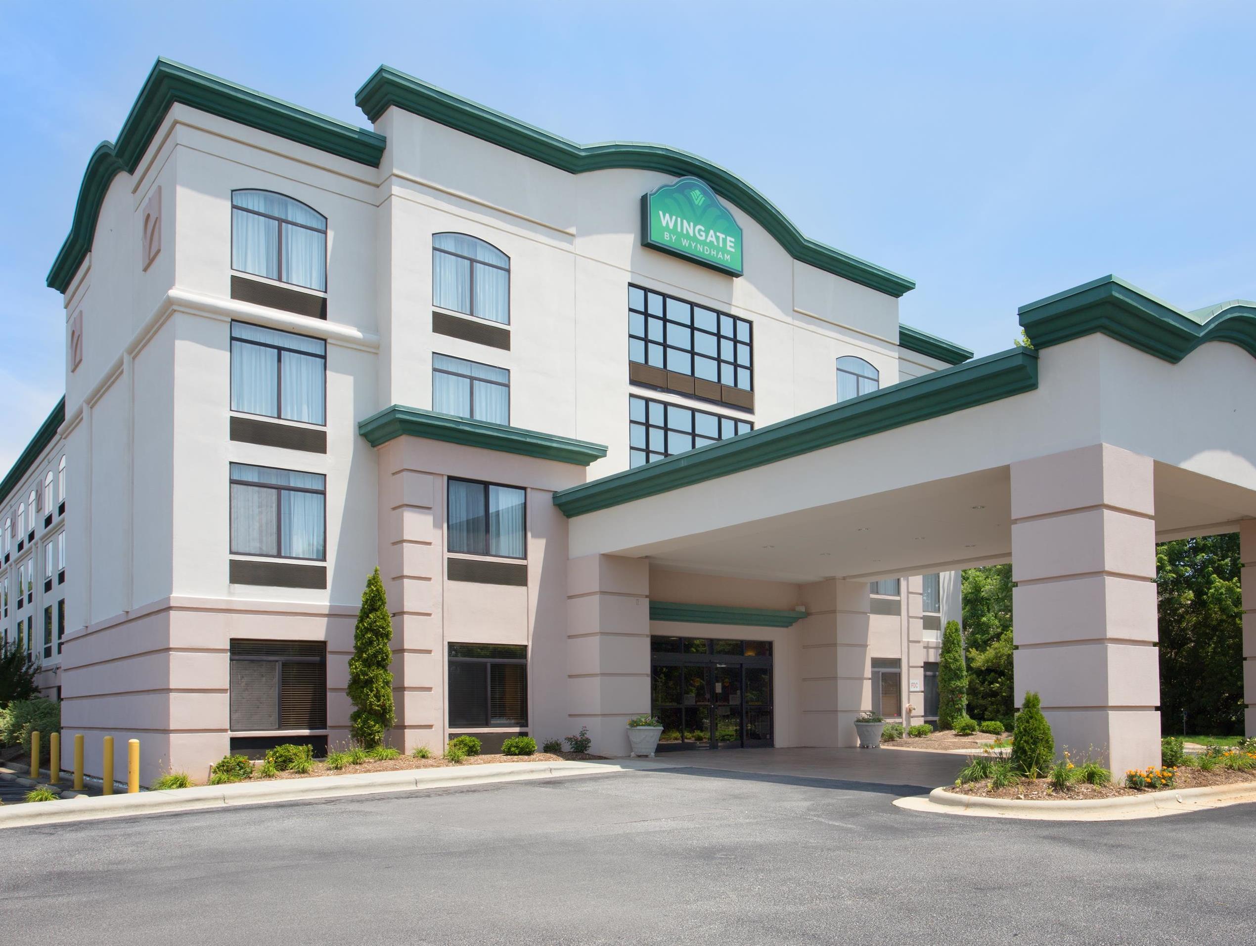 Wingate By Wyndham Garner/Raleigh South Hotel Exterior photo